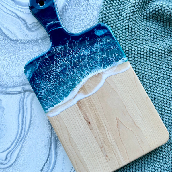 Planche de charcuterie côtière en érable avec poignée - 16" x 8" (#3648)