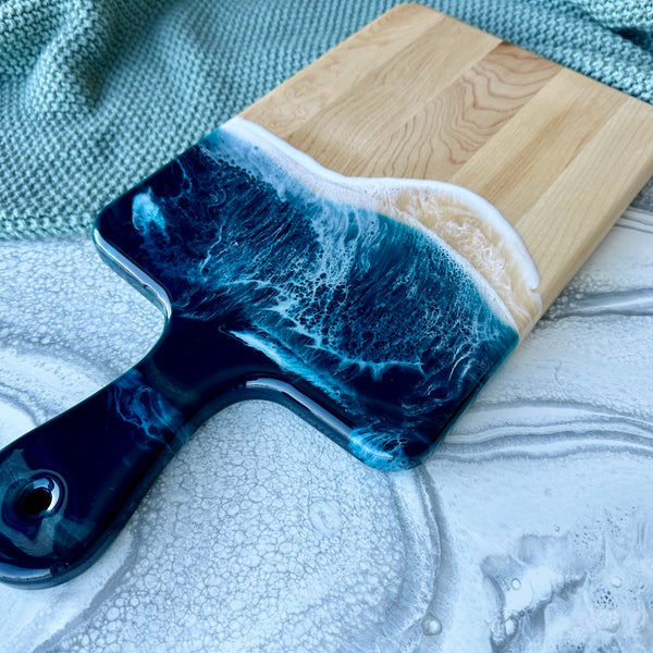 Planche de charcuterie côtière en érable avec poignée - 16" x 8" (#3648)