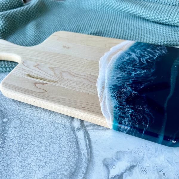 Planche de charcuterie côtière en érable avec poignée - 16" x 8" (#3648)