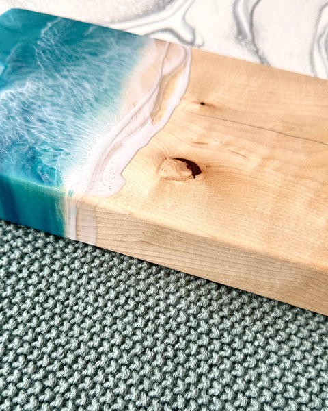 Planche de charcuterie côtière en érable avec poignée - 16" x 8" (#3648)